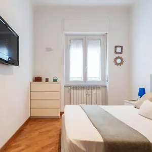 https://eva-flexyrent-apartment.italymilanhotels.net